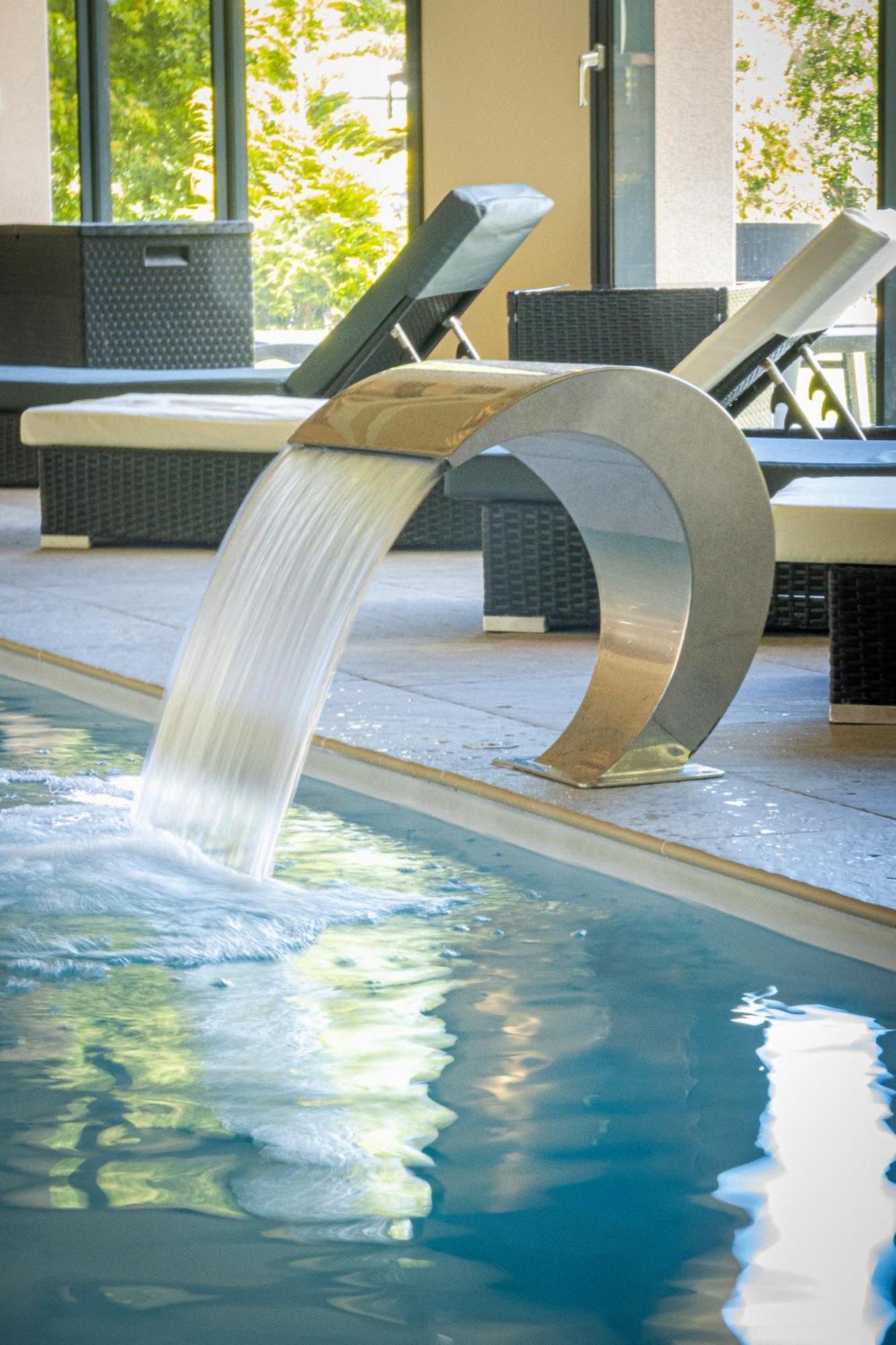 Logis Hotel Le Regal & Spa Saint-Dié-des-Vosges Kültér fotó